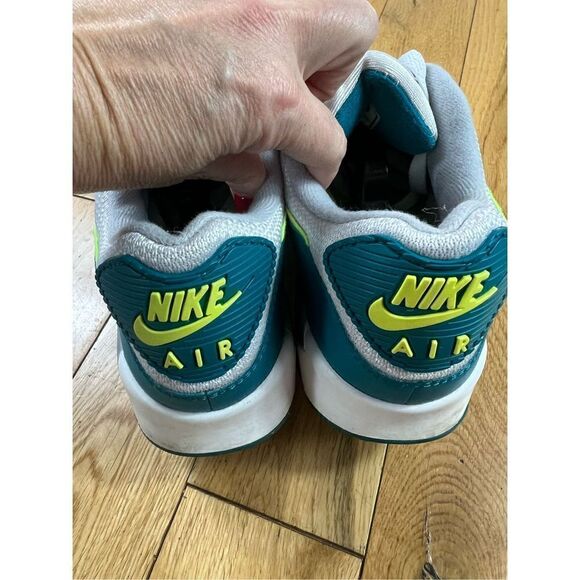 Nike Air Max III 90 Spruce Lime White Grey Fog Size 9 CZ2908-100 - Picture 4 of 6